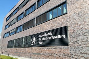 Das neue Gebäude der Fachhochschule für öffentliche Verwaltung in der Erna-Scheffler-Str. in Köln-Deutzerfeld